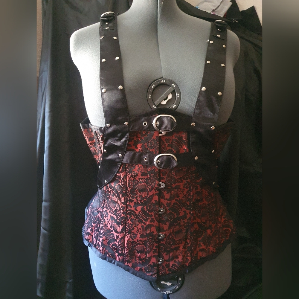Black and Red underbust Corset with shoulder straps